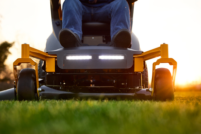Stiga Gyro 900e ‘Drive-by-Wire’ Electric Battery-Powered Axial Ride-On Lawnmower