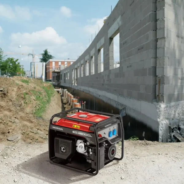 Honda EG4500CL Endurance Petrol Generator — 4.5kW, GX390, D-AVR