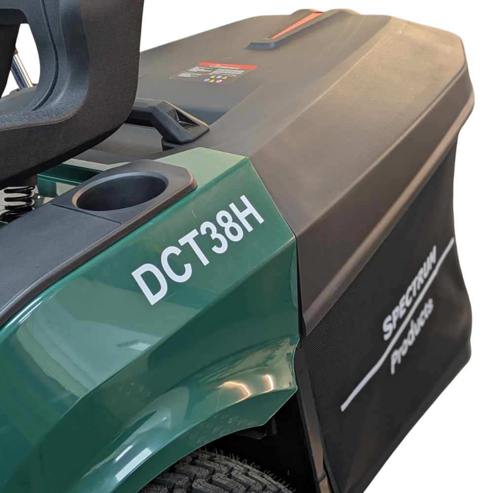 Spectrum DCT38H 38" Lawn Tractor with Hydrostatic Drive