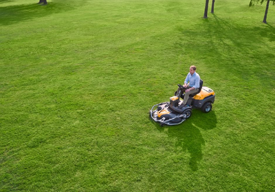 Stiga Park 700 WX 4WD V-Twin Front-Cut Ride-On Lawnmower Including Combi Pro 110 QF Deck