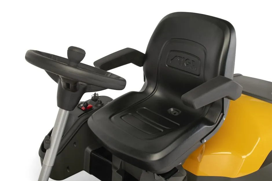 Stiga Park 900 WX 4WD V-Twin Front-Cut Ride-On Lawnmower Including Combi Pro 125 QF Deck
